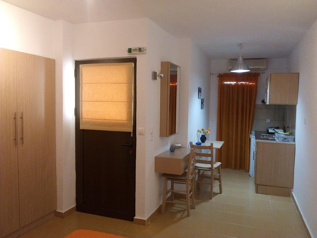 Meltemi Apartment Vourkárion Cameră foto